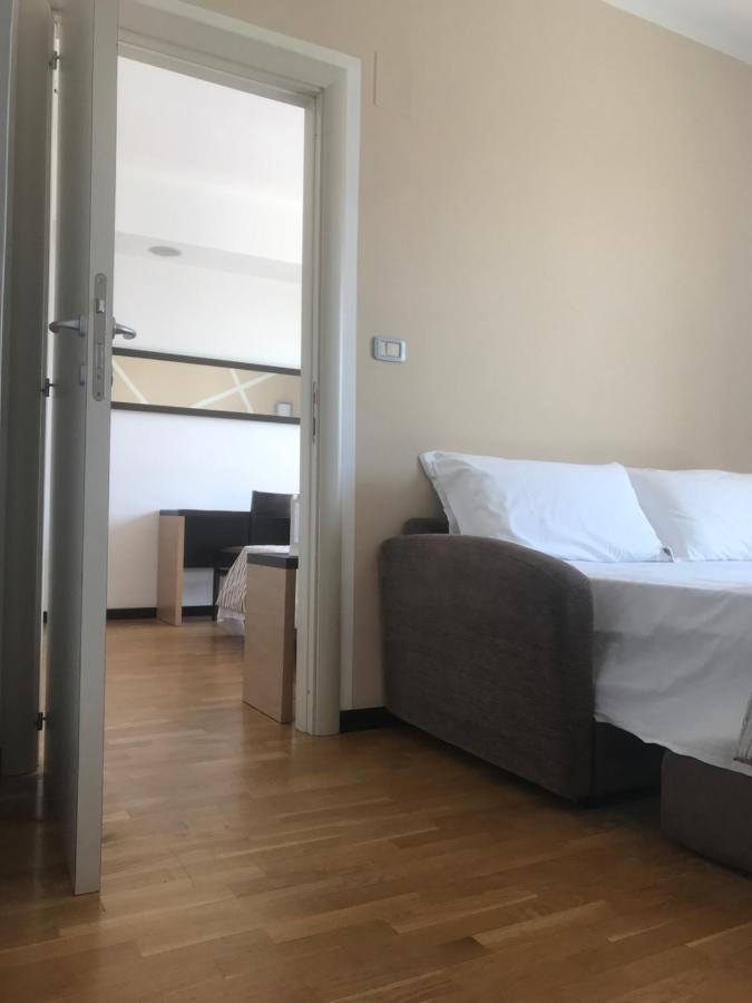 Hotel Royal Сан-Бенедетто-дель-Тронто Екстер'єр фото